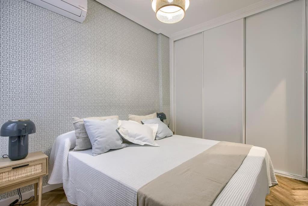 New&Beatiful&Central Apartment*El Balcon De Chueca มาดริด ภายนอก รูปภาพ