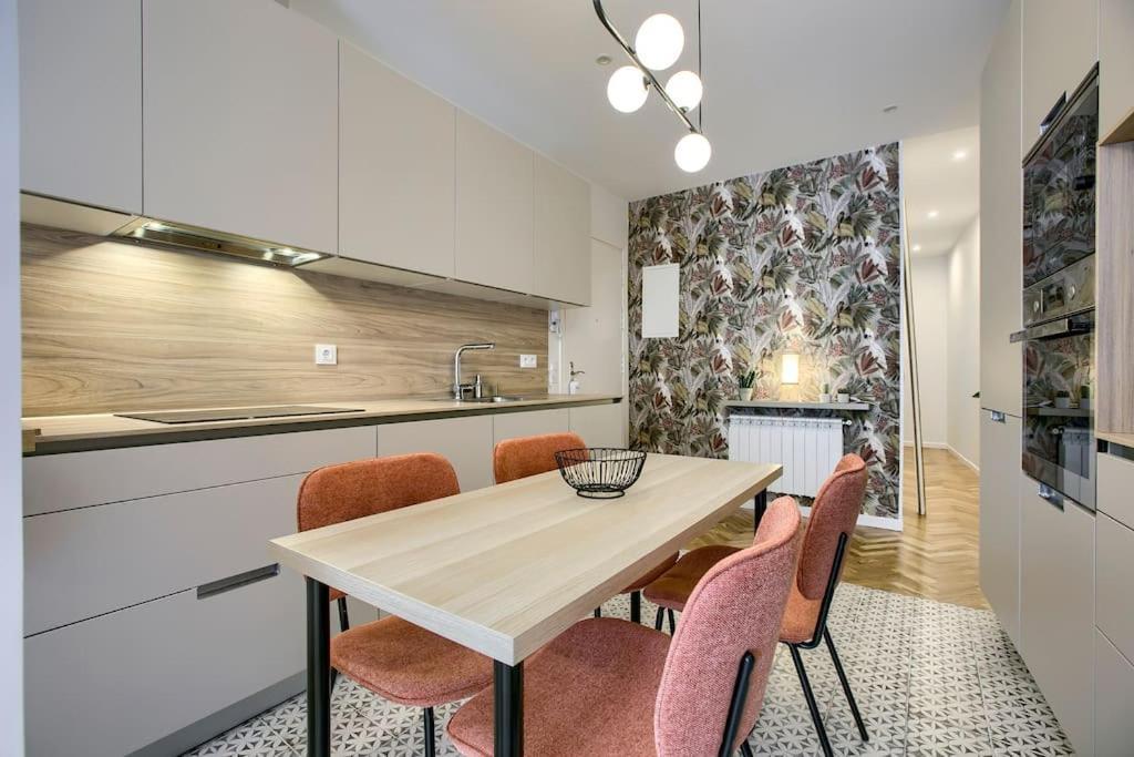 New&Beatiful&Central Apartment*El Balcon De Chueca มาดริด ภายนอก รูปภาพ
